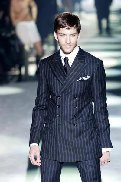 Look 10